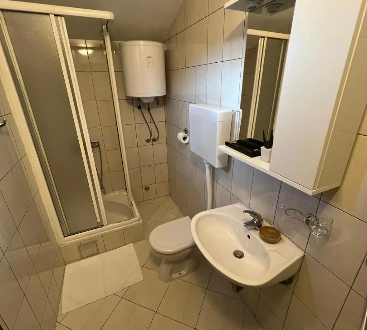 Bellevue Rooms Stara Baska