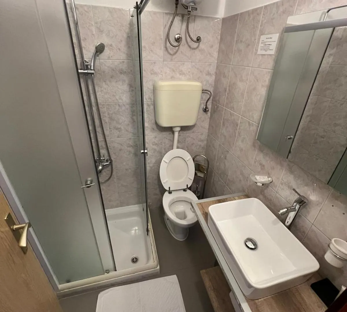 Bellevue Rooms Stara Baska Hotel