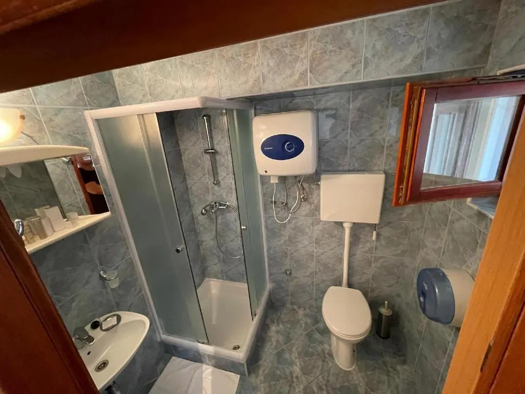 Bellevue Rooms Stara Baska Hotel