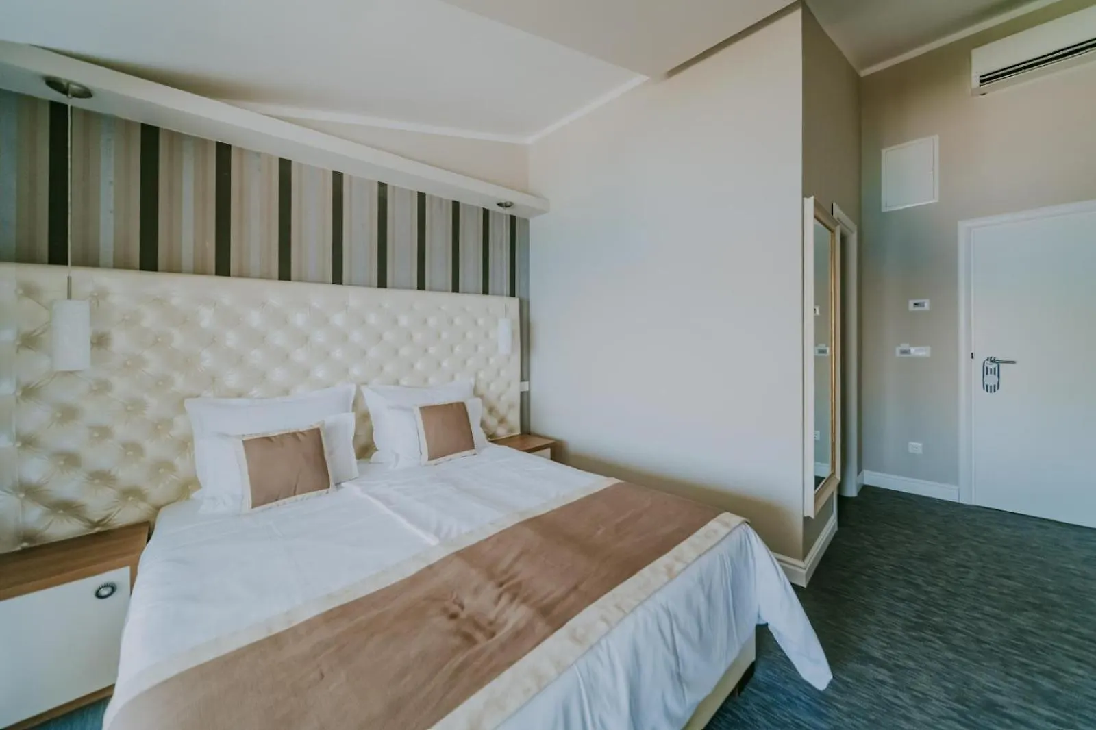 Bellevue Rooms Stara Baska Hotel